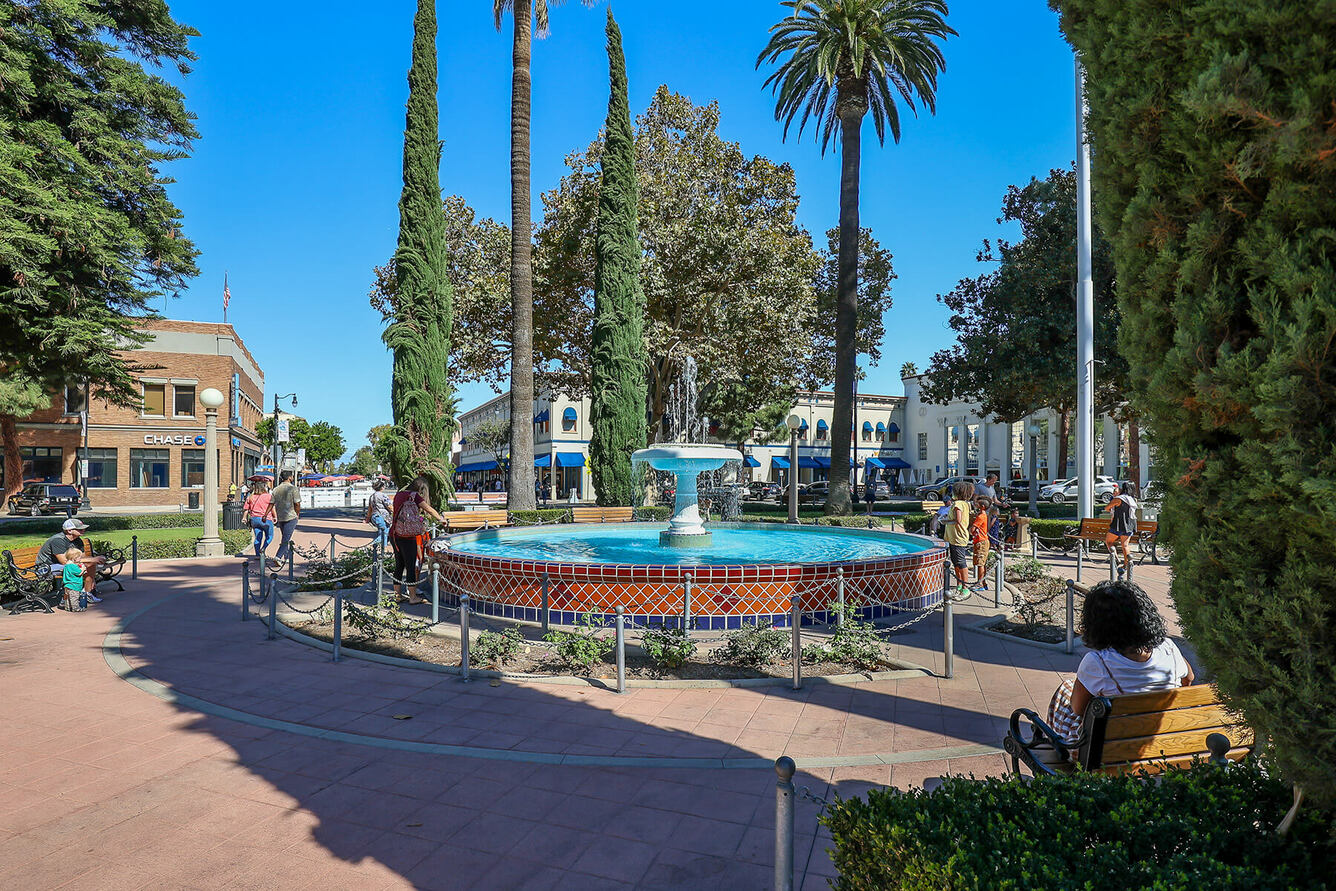 Apartments for Rent in Orange, CA Vita Tour Today