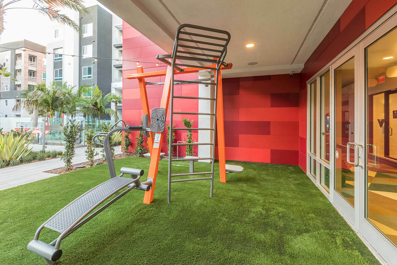 Apartments for Rent in Orange, CA Vita Tour Today